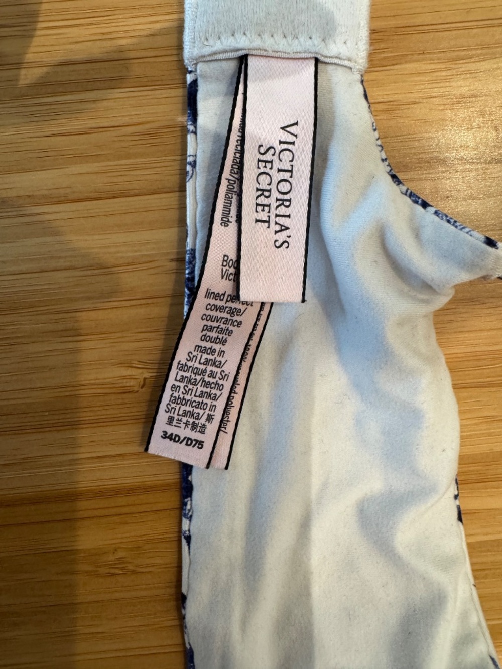 Victoria’s Secret bra - Picture 2 of 3